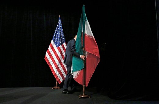 مشاور روحانی: یک بار باید بنشینیم و مشکلات خود را با آمریکا حل کنیم مشاور روحانی: یک بار باید بنشینیم و مشکلات خود را با آمریکا حل کنیم