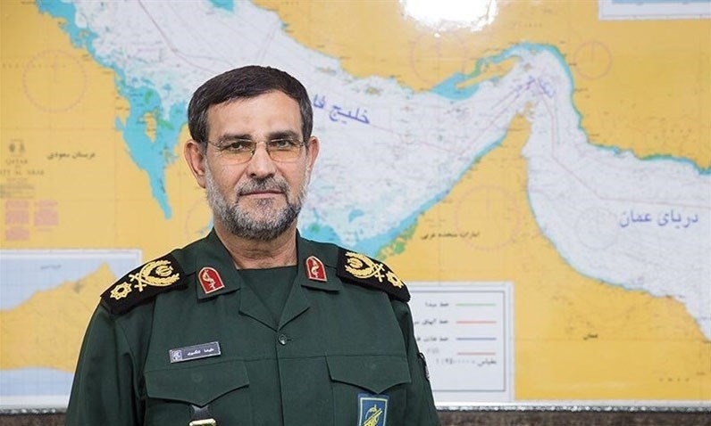 دریادار تنگسیری: نیروی دریایی سپاه از آمریکاییها ۵۲ نفر تلفات گرفته است دریادار تنگسیری: نیروی دریایی سپاه از آمریکاییها ۵۲ نفر تلفات گرفته است