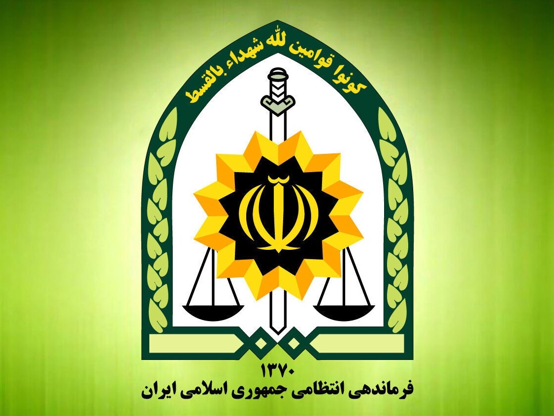 پلیس: علت شهادت ۴ نفر از کارکنان انتظامی شهرستان بمپور، اختلاف شخصی سرباز ضارب با یکی از سربازان بود / این موضوع منجر به تیراندازی ضارب و مداخله سایر کارکنان شد / ۳ نفر از کارکنان پایور و یک سرباز وظیفه به شهادت رسیدند / فرد ضارب دستگیر و تحویل مراجع قضایی شده پلیس: علت شهادت ۴ نفر از کارکنان انتظامی شهرستان بمپور، اختلاف شخصی سرباز ضارب با یکی از سربازان بود / این موضوع منجر به تیراندازی ضارب و مداخله سایر کارکنان شد / ۳ نفر از کارکنان پایور و یک سرباز وظیفه به شهادت رسیدند / فرد ضارب دستگیر و تحویل مراجع قضایی شده