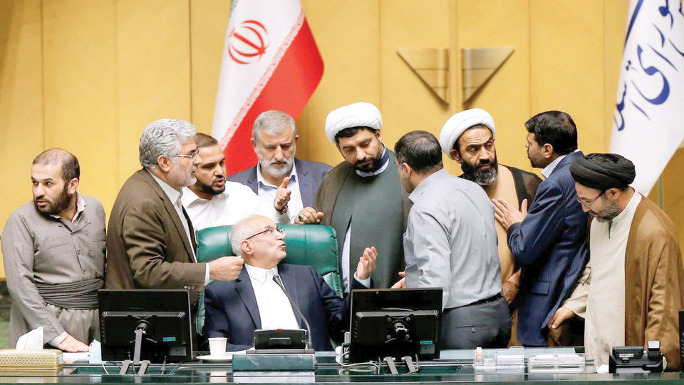 میکروفونی که قطع شد میکروفونی که قطع شد