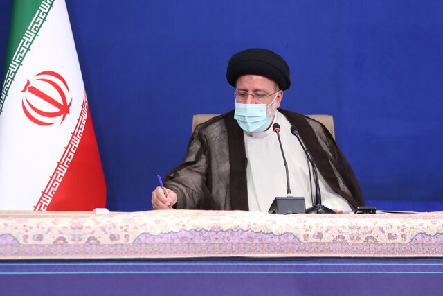 رئیسی قانون «اصلاح قانون بودجه و ترمیم حقوق کارکنان و بازنشستگان» را ابلاغ کرد