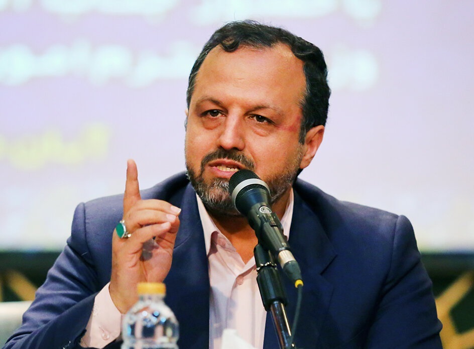 وزیر اقتصاد: حرفهای قالیباف تعجببرانگیز بود / دوستان به جای القای اختلاف بین قوا، به انجام برخی کارهای عقبمانده کمک کنند / یک لایحه دوفوریتی فرستادهایم که باید ظرف ۷۲ ساعت بررسی میشد؛ ۳۰۰ روز گذشته و هنوز اعلام وصول هم نشده وزیر اقتصاد: حرفهای قالیباف تعجببرانگیز بود / دوستان به جای القای اختلاف بین قوا، به انجام برخی کارهای عقبمانده کمک کنند / یک لایحه دوفوریتی فرستادهایم که باید ظرف ۷۲ ساعت بررسی میشد؛ ۳۰۰ روز گذشته و هنوز اعلام وصول هم نشده