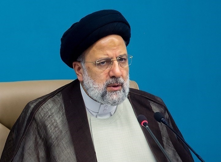 رییسی: بسیاری از خواص در قضایای اخیر مردود شدند؛ وقتی سوال میکنیم چرا حقایق را نمیگویید، میگویند از جوسازی و فضای مجازی میترسیم، عجب! / امروز با جنگ رسانهای مواجه هستیم؛ اولین روایت باید از طرف روابط عمومیها باشد؛ الان دقایق و ثانیهها در اطلاع رسانی مهم است / روشنفکر ما سردار سلیمانی و بسیجیان هستند رییسی: بسیاری از خواص در قضایای اخیر مردود شدند؛ وقتی سوال میکنیم چرا حقایق را نمیگویید، میگویند از جوسازی و فضای مجازی میترسیم، عجب! / امروز با جنگ رسانهای مواجه هستیم؛ اولین روایت باید از طرف روابط عمومیها باشد؛ الان دقایق و ثانیهها در اطلاع رسانی مهم است / روشنفکر ما سردار سلیمانی و بسیجیان هستند