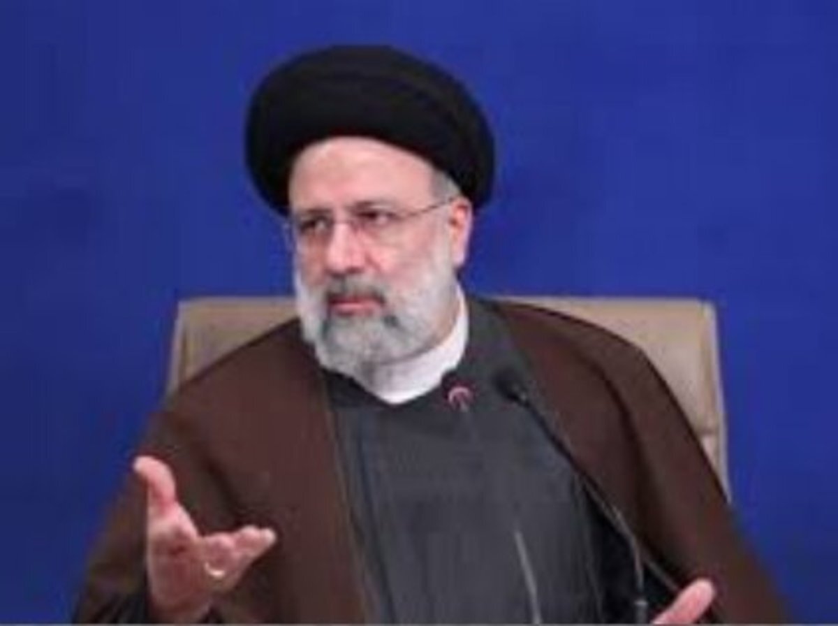 روزنامه شرق: چرا حتی یک نفر از اقتصاددانانی که همسو با دولت سیزدهم اند، در دفاع از آن حرف نمی زند؟ روزنامه شرق: چرا حتی یک نفر از اقتصاددانانی که همسو با دولت سیزدهم اند، در دفاع از آن حرف نمی زند؟