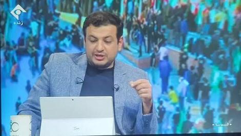 رائفیپور بازهم توییت جنجالی زد/ اگر از جونتون سیر شدید به اعتراضات خیابانی بپیوندید، مخصوصا اگر چهره زیبایی دارید! رائفیپور بازهم توییت جنجالی زد/ اگر از جونتون سیر شدید به اعتراضات خیابانی بپیوندید، مخصوصا اگر چهره زیبایی دارید!