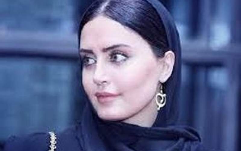 پست الناز شاکردوست در حمایت از بلوچها پست الناز شاکردوست در حمایت از بلوچها