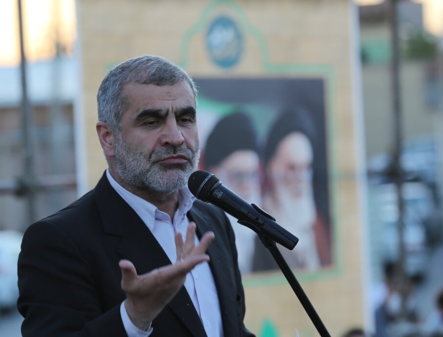 نائب رئیس مجلس درمورد محتوای ضدایرانی بیانیه مشترک چین و شورای همکاری خلیج فارس: شاید چین متوجه این مباحث نبوده نائب رئیس مجلس درمورد محتوای ضدایرانی بیانیه مشترک چین و شورای همکاری خلیج فارس: شاید چین متوجه این مباحث نبوده