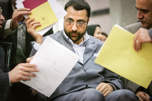 نعل وارونه رئیس بانک مرکزی به رابطه تورم و افزایش دستمزد