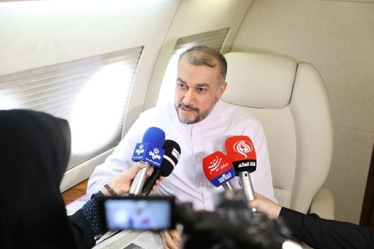 امیرعبداللهیان: چنانچه خطوط قرمز ما رعایت شود، آمادگی داریم گامهای نهایی رسیدن به توافق را برداریم امیرعبداللهیان: چنانچه خطوط قرمز ما رعایت شود، آمادگی داریم گامهای نهایی رسیدن به توافق را برداریم