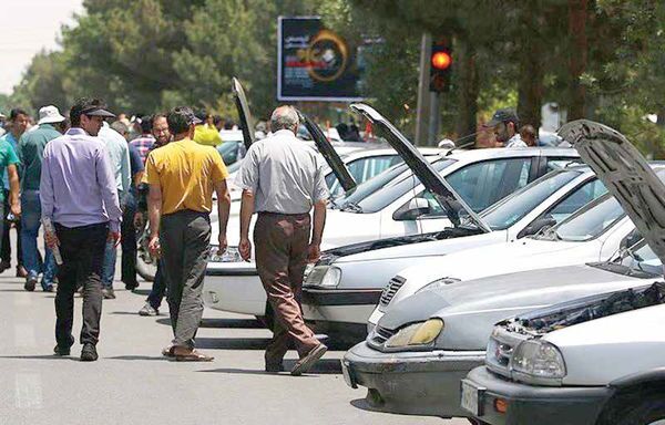 بازار سردرگم و بازی تکراری پاسکاری