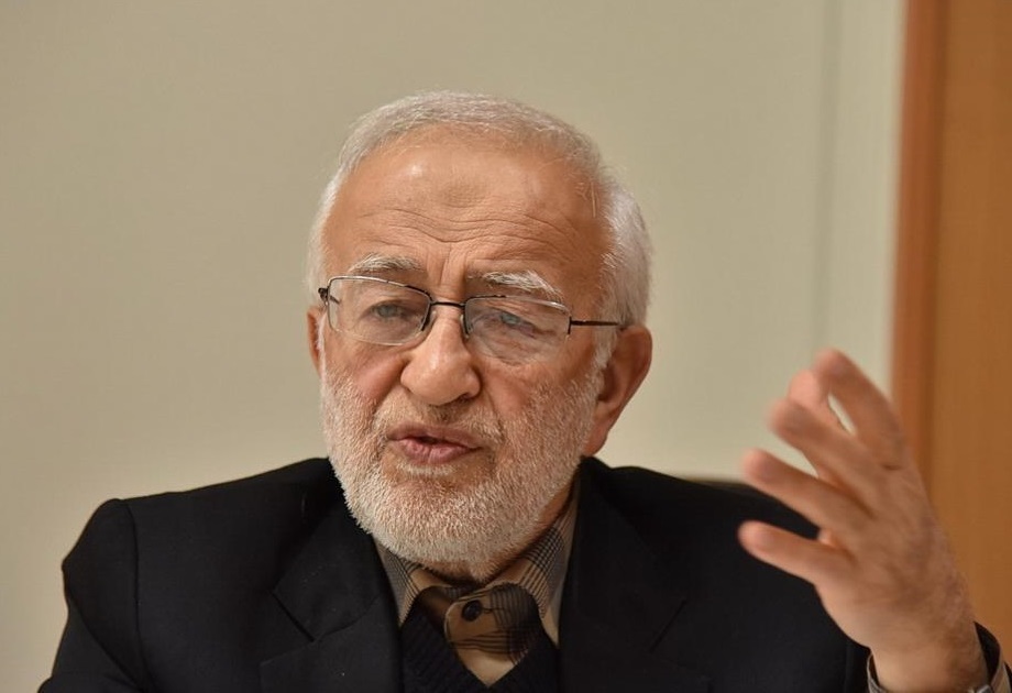 موضوع FATF در دولت قبل به مجمع آمد؛ در آن مقطع دولت نظرش این بود که با توجه به رأی نیاوردن در مجمع آن را مسکوت بگذاریم / روحانی همان زمان مجدداً به رهبری نامه نوشت و تقاضا کرد که ایشان اذن بدهند تا FATF دوباره بررسی شود؛ پرونده دوباره به مجمع آمد اما خیلی پیگیری نشد موضوع FATF در دولت قبل به مجمع آمد؛ در آن مقطع دولت نظرش این بود که با توجه به رأی نیاوردن در مجمع آن را مسکوت بگذاریم / روحانی همان زمان مجدداً به رهبری نامه نوشت و تقاضا کرد که ایشان اذن بدهند تا FATF دوباره بررسی شود؛ پرونده دوباره به مجمع آمد اما خیلی پیگیری نشد