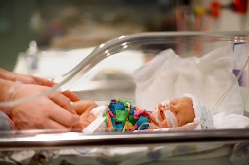 فرزندآوری با درد بی‌پولی؛ یک شب بستری برای زایمان ۳۶ میلیون تومان آب می‌خورد!