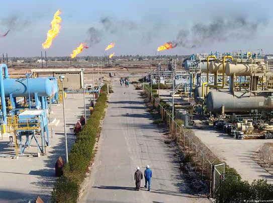 فروش نفت توسط نیروهای نظامی مغایر منافع ملی است