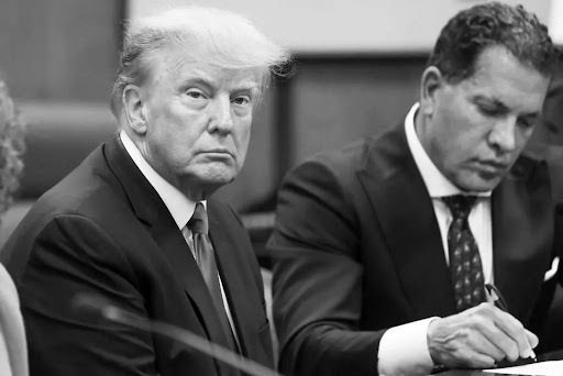 دموکراتها علیه ترامپ دموکراتها علیه ترامپ