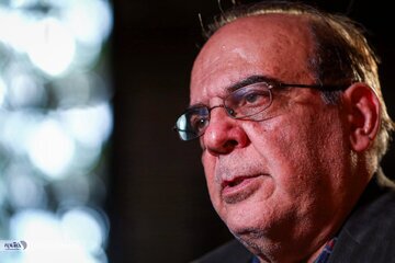 از نوحهخوانی برای دلار ۷۴۰۰ در دولت روحانی تا سکوت مقابل دلار ۵۹ هزار تومانی دولت رئیسی! از نوحهخوانی برای دلار ۷۴۰۰ در دولت روحانی تا سکوت مقابل دلار ۵۹ هزار تومانی دولت رئیسی!