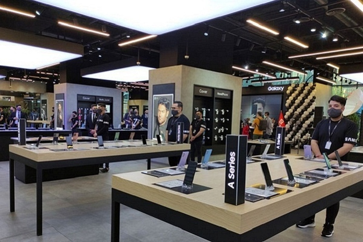 قیمت گوشیهای سامسونگ، شیائومی و آیفون دوشنبه ۱۶ بهمن ۱۴۰۲/ گوشیهای جدید سامسونگ چند؟ قیمت گوشیهای سامسونگ، شیائومی و آیفون دوشنبه ۱۶ بهمن ۱۴۰۲/ گوشیهای جدید سامسونگ چند؟