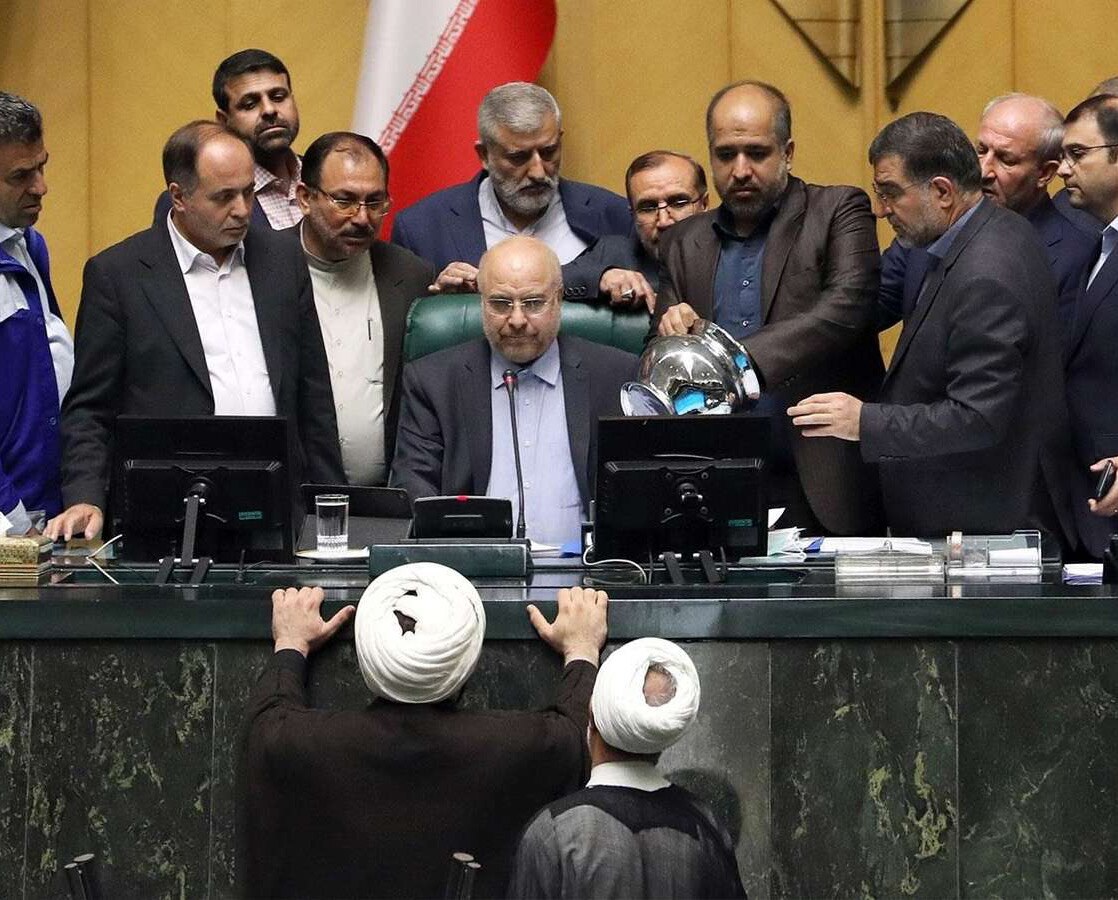 فصل انتقام جبهه پایداری و غلامرضا از «قالیباف» فصل انتقام جبهه پایداری و غلامرضا از «قالیباف»