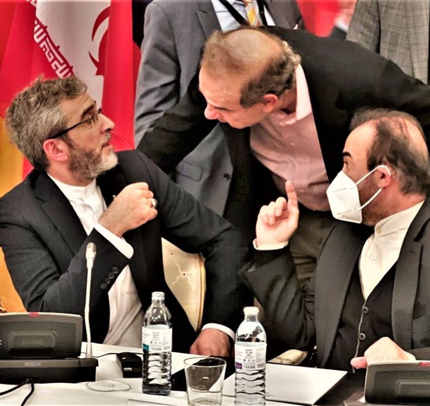 گزینه های روی میز؛ از توافق موقت تا نانوشته گزینه های روی میز؛ از توافق موقت تا نانوشته