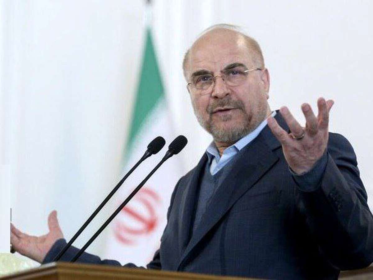 قالیباف: ۴۰ سال است اسلحه خود را زمین نگذاشتهایم / در سال ۹۸ گفتم که اگر به مجلس بروم، به دنبال خیزش اقتصادی هستم؛ امروز برخی میپرسند خیزش اقتصادی چه شد؟ مسئولیت من قانونگذاری است؛ ۵۰ قانون در مسائل اقتصادی، یا اصلاح شده یا قانون جدید برای آن نوشته شده قالیباف: ۴۰ سال است اسلحه خود را زمین نگذاشتهایم / در سال ۹۸ گفتم که اگر به مجلس بروم، به دنبال خیزش اقتصادی هستم؛ امروز برخی میپرسند خیزش اقتصادی چه شد؟ مسئولیت من قانونگذاری است؛ ۵۰ قانون در مسائل اقتصادی، یا اصلاح شده یا قانون جدید برای آن نوشته شده