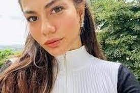 ویدئوی فراگیر از فارسی حرفزدن بازیگر مشهور تُرک ویدئوی فراگیر از فارسی حرفزدن بازیگر مشهور تُرک