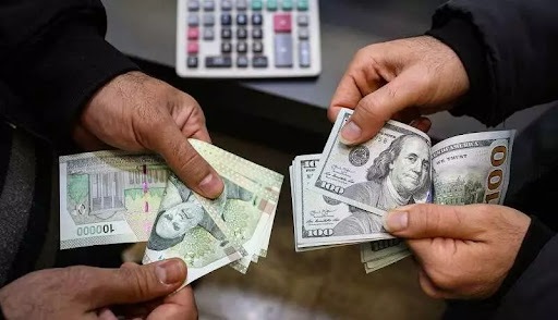 قیمت دلار یخ زد/ نرخ دلار تا پایان سال چقدر میشود؟ قیمت دلار یخ زد/ نرخ دلار تا پایان سال چقدر میشود؟