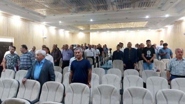 تجمع دامداران فشافویه به دلیل ابطال پروانه فعالیت تجمع دامداران فشافویه به دلیل ابطال پروانه فعالیت