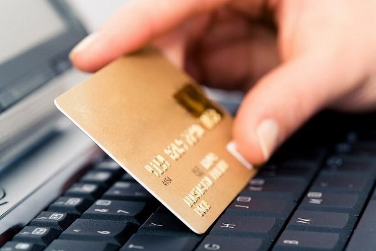 رمز کارت بانکی را به فروشندگان ندهید رمز کارت بانکی را به فروشندگان ندهید
