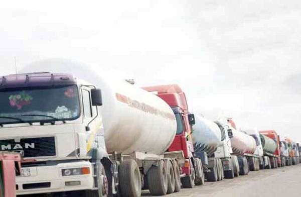 جدال بر سر کیفیت فرآورده‌های نفتی ایران