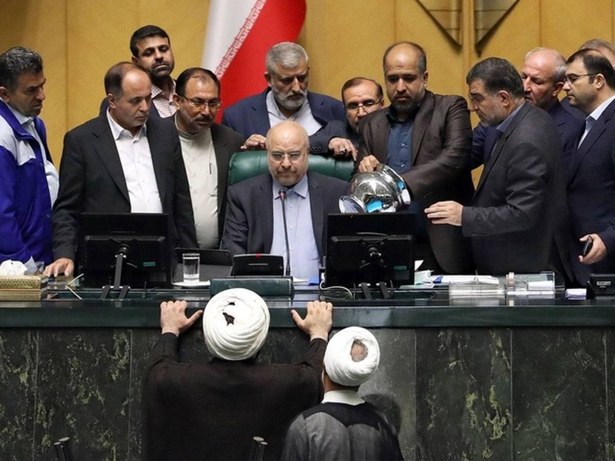 پشت پرده عدم وصول طرح تحقیق و تفحص از سازمان اوقاف | دیوار بلند قالیباف یا هیات رئیسه؟ پشت پرده عدم وصول طرح تحقیق و تفحص از سازمان اوقاف | دیوار بلند قالیباف یا هیات رئیسه؟