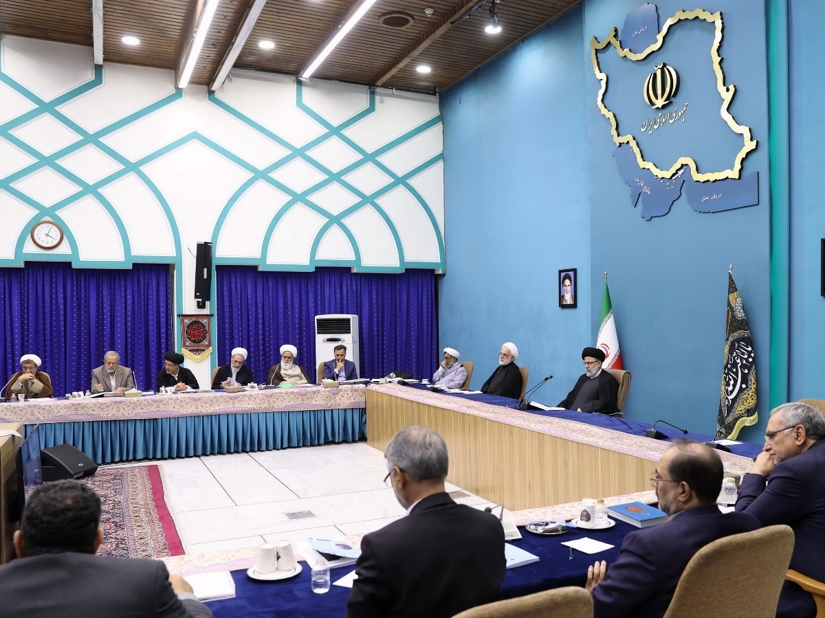 انتشار مصوبه شورای عالی انقلاب فرهنگی در حوزه صوت و تصویر فراگیر: تولید و پخش «زنده» برنامهها و صدور مجوز و نظارت بر «پخش زنده» در فضای مجازی در انحصار صداوسیما خواهد بود انتشار مصوبه شورای عالی انقلاب فرهنگی در حوزه صوت و تصویر فراگیر: تولید و پخش «زنده» برنامهها و صدور مجوز و نظارت بر «پخش زنده» در فضای مجازی در انحصار صداوسیما خواهد بود