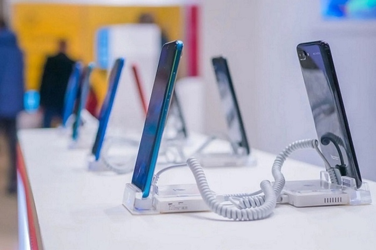 قیمت گوشیهای سامسونگ، شیائومی و آیفون امروز پنجشنبه ۱۶ شهریور ۱۴۰۲ قیمت گوشیهای سامسونگ، شیائومی و آیفون امروز پنجشنبه ۱۶ شهریور ۱۴۰۲