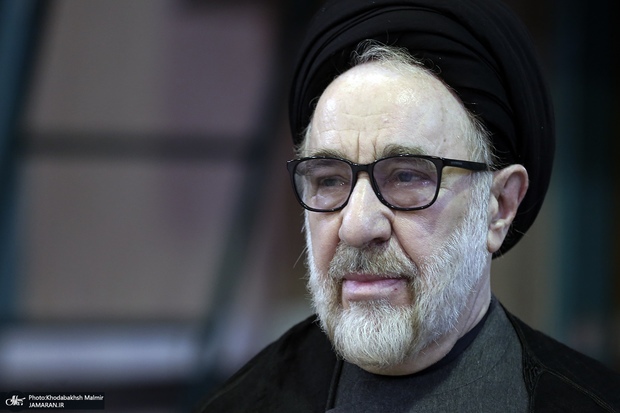 خاتمی: اگر خود اصلاحی نکنید نابودیتان حتمی است/ لحظه به لحظه مردم از حکومت دور میشوند/ چرا نمی گذارید همین احزاب نیم بند که مجوز هم دارند نامزدها را تعیین کنند؟ خاتمی: اگر خود اصلاحی نکنید نابودیتان حتمی است/ لحظه به لحظه مردم از حکومت دور میشوند/ چرا نمی گذارید همین احزاب نیم بند که مجوز هم دارند نامزدها را تعیین کنند؟