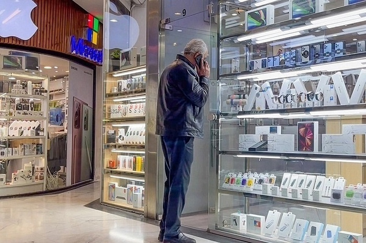 قیمت گوشیهای سامسونگ، شیائومی و آیفون امروز پنجشنبه ۳۰ شهریور ۱۴۰۲ قیمت گوشیهای سامسونگ، شیائومی و آیفون امروز پنجشنبه ۳۰ شهریور ۱۴۰۲