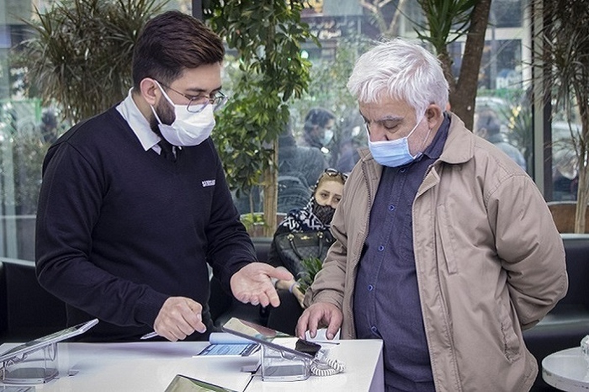 قیمت گوشیهای سامسونگ، شیائومی و آیفون امروز یکشنبه پنج شهریور ۱۴۰۲ قیمت گوشیهای سامسونگ، شیائومی و آیفون امروز یکشنبه پنج شهریور ۱۴۰۲