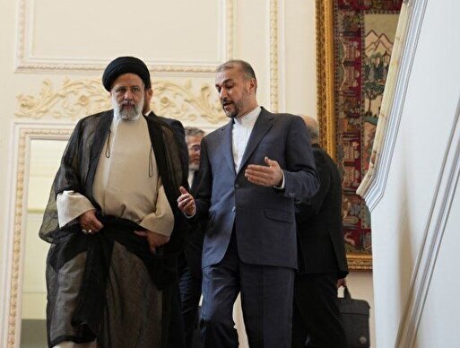 مقامات مذاکره‌کننده از چند ماه گذشته، کمترین اطلاعات را به بیرون درز می‌دهند؛ دولت رئیسی نگران واکنش طرفداران خود به توافق است / دولت سعی می‌کند توافق با آمریکا را بدون اعلام علنی انجام دهد / فکر می‌کنند با سکوت، مخالفت‌های داخلی کم می‌شود، اما با این کار اثر روانی توافق در داخل از بین می‌رود