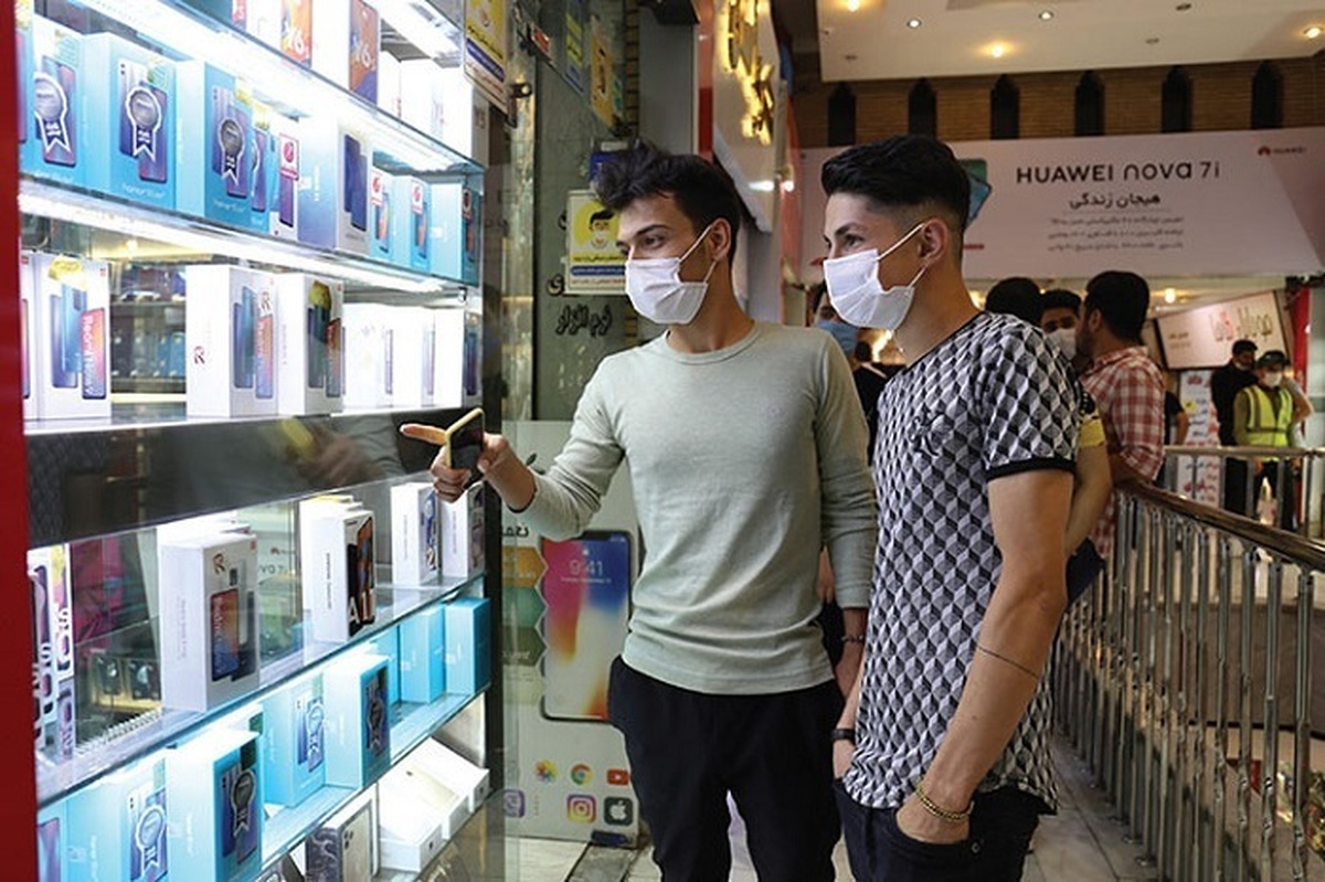 قیمت گوشیهای سامسونگ، شیائومی و آیفون امروز پنجشنبه ۹ شهریور ۱۴۰۲ قیمت گوشیهای سامسونگ، شیائومی و آیفون امروز پنجشنبه ۹ شهریور ۱۴۰۲