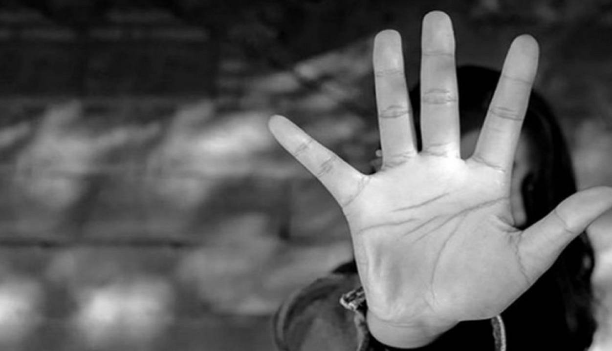 هشت زنکشی فجیع در ایران طی دو هفته! هشت زنکشی فجیع در ایران طی دو هفته!