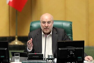 مخالفت قالیباف با افزایش ۷۵درصدی بودجه صداوسیما با تکیه به دستور رهبر انقلاب مخالفت قالیباف با افزایش ۷۵درصدی بودجه صداوسیما با تکیه به دستور رهبر انقلاب