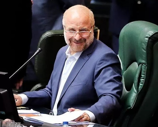 مجلس، راه اندازی سامانه جنجالی رصد «سبک زندگی مردم» را تصویب کرد / اعتراض نوری قزلجه: این سامانه نباید لحظه به لحظه اطلاعات هر فرد را بررسی کند / ممکن است امکان تجسس در اطلاعات شخصی افراد فراهم شود / قالیباف: بدون حکم قاضی امکان پذیر نیست مجلس، راه اندازی سامانه جنجالی رصد «سبک زندگی مردم» را تصویب کرد / اعتراض نوری قزلجه: این سامانه نباید لحظه به لحظه اطلاعات هر فرد را بررسی کند / ممکن است امکان تجسس در اطلاعات شخصی افراد فراهم شود / قالیباف: بدون حکم قاضی امکان پذیر نیست