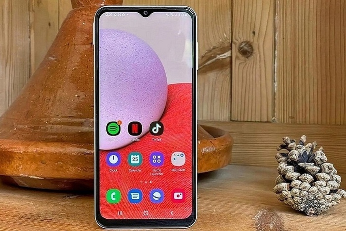 قیمت گوشیهای سامسونگ، شیائومی و آیفون امروز یکشنبه ۲۱ آبان ۱۴۰۲ قیمت گوشیهای سامسونگ، شیائومی و آیفون امروز یکشنبه ۲۱ آبان ۱۴۰۲