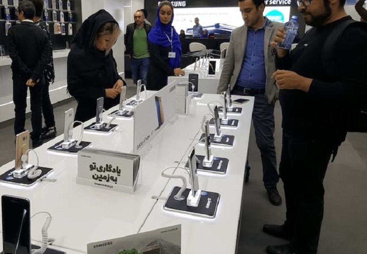 قیمت گوشیهای سامسونگ، شیائومی و آیفون امروز دوشنبه ۲۲ آبان ۱۴۰۲ قیمت گوشیهای سامسونگ، شیائومی و آیفون امروز دوشنبه ۲۲ آبان ۱۴۰۲