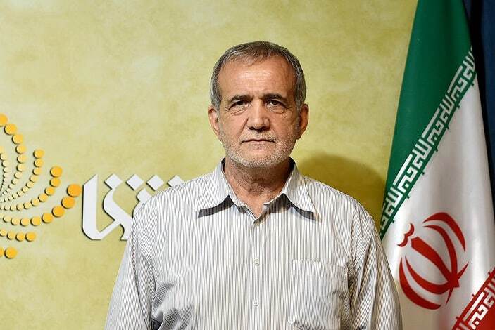 پزشکیان «از کسی که میخواهد حرف حق بزند میترسیم/ جهان به دنبال هوش مصنوعی است و ما اینترنت را محدود میکنیم» پزشکیان «از کسی که میخواهد حرف حق بزند میترسیم/ جهان به دنبال هوش مصنوعی است و ما اینترنت را محدود میکنیم»