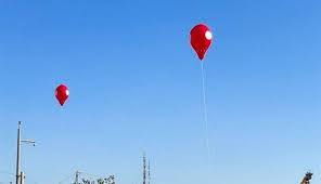 بالن تبليغاتي شهرداري تهران سقوط کرد بالن تبليغاتي شهرداري تهران سقوط کرد