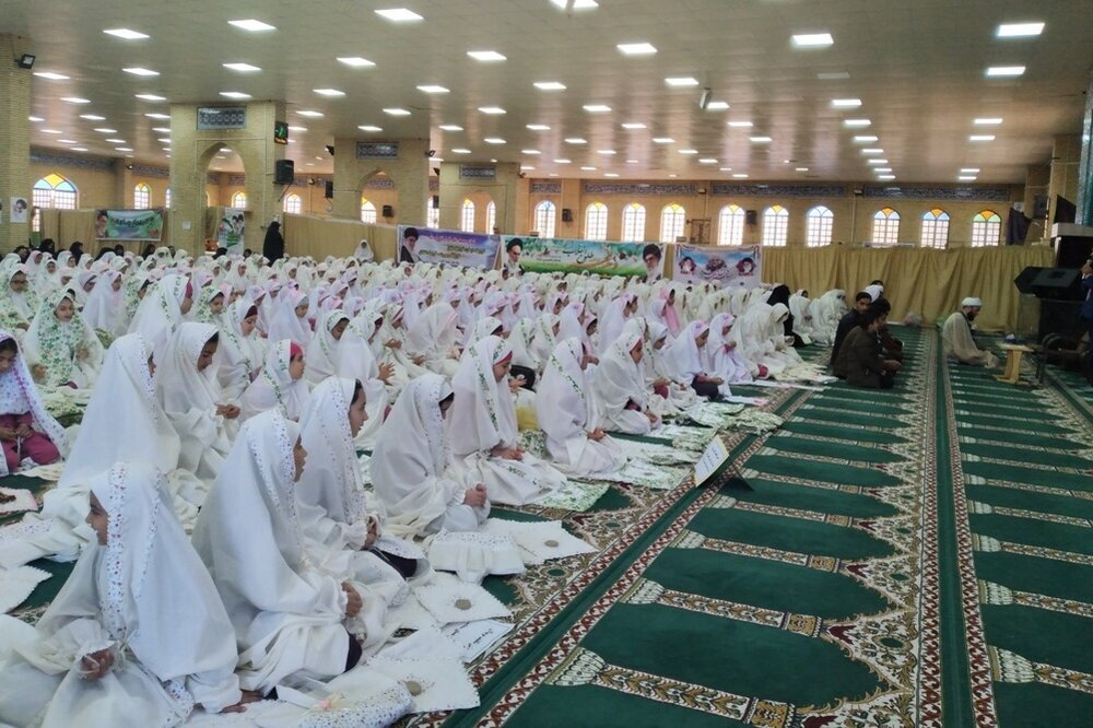 نماز بچه مدرسهایها مسئله اول آموزش و پرورش شد نماز بچه مدرسهایها مسئله اول آموزش و پرورش شد