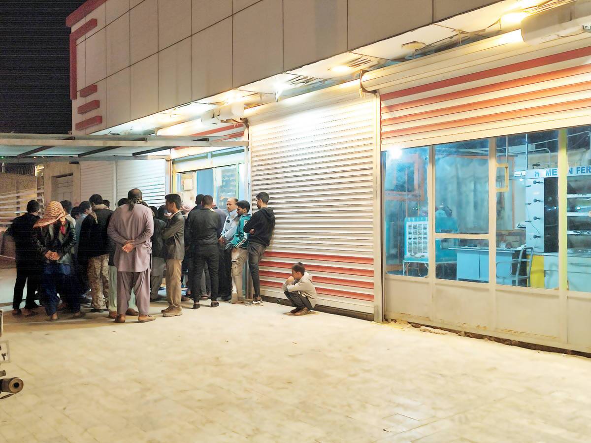 نان در سیستان کمیاب شد نان در سیستان کمیاب شد