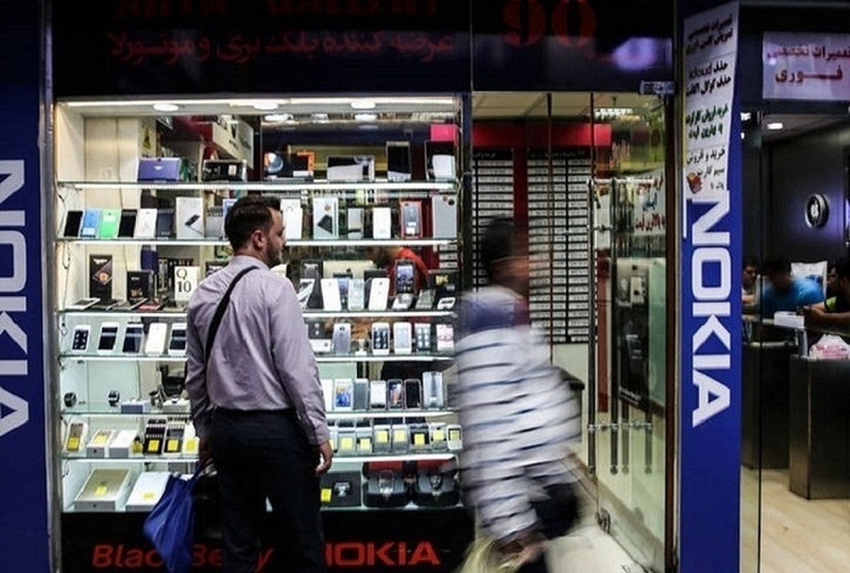 قیمت گوشیهای سامسونگ، شیائومی و آیفون امروز شنبه چهار آذر ۱۴۰۲ قیمت گوشیهای سامسونگ، شیائومی و آیفون امروز شنبه چهار آذر ۱۴۰۲