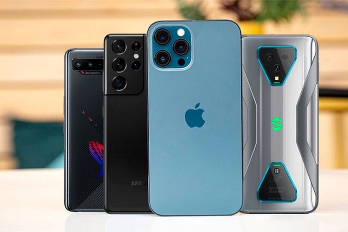 قیمت گوشیهای سامسونگ، شیائومی و آیفون امروز دوشنبه شش آذر ۱۴۰۲ قیمت گوشیهای سامسونگ، شیائومی و آیفون امروز دوشنبه شش آذر ۱۴۰۲