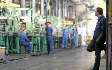 یورش همزمان دولت و کارفرمایان به باقیمانده حقوق کارگران یورش همزمان دولت و کارفرمایان به باقیمانده حقوق کارگران