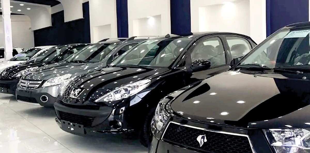 افتتاحیه گران بازار خودرو