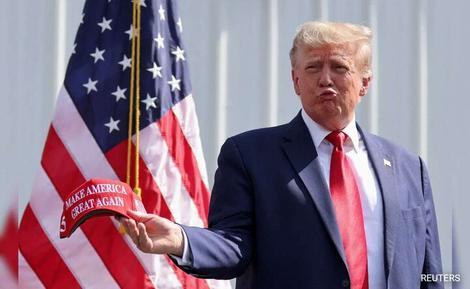 دلار 100هزار تومانی با ورود ترامپ به کاخ سفید؟ دلار 100هزار تومانی با ورود ترامپ به کاخ سفید؟